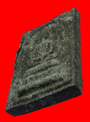 สมเด็จหลังสิวลีพิมพ์เอวใหญ่ปี15 สภาพสวยๆ น่ารักอนาคตไกลครับ สวยๆ