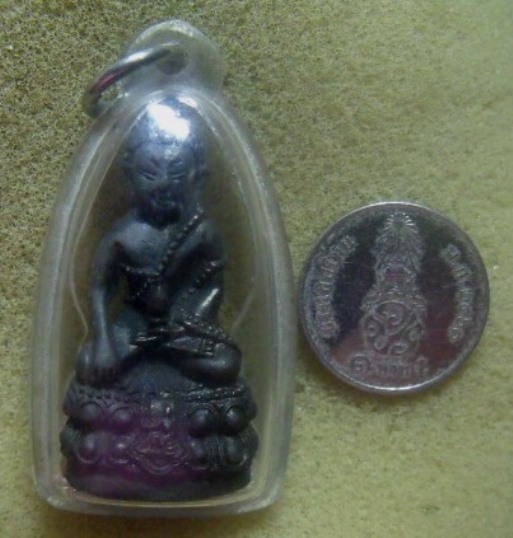 **วัดใจ**พระกริ่งนเรศวร สวยๆ ไม่ทราบที่**เลี่ยมสวยพร้อมใช้ เชิญชมครับ 