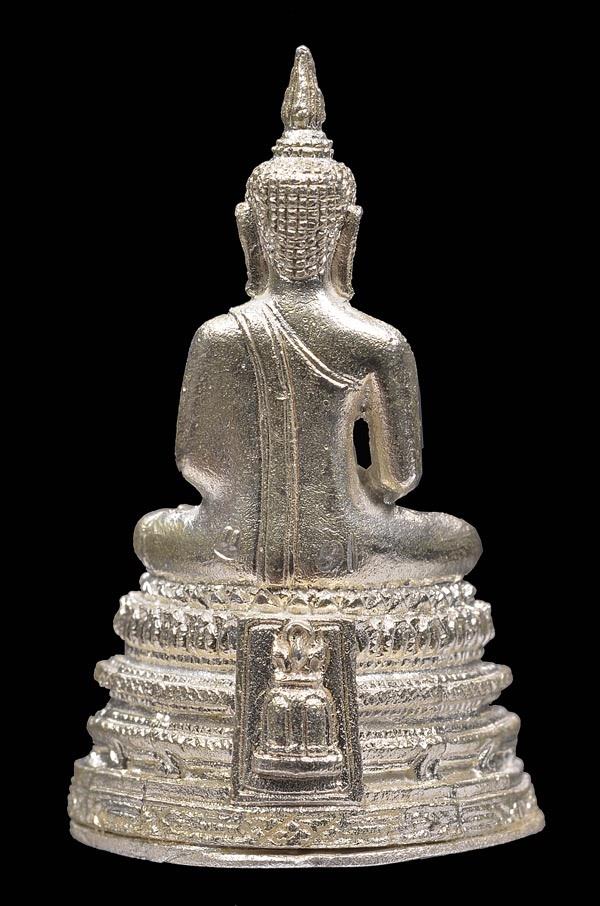 พระกริ่ง122ปี วัดระฆัง เนื้อเงิน ตอกโค๊ตครบ สภาพสวยมากพร้อมกล่องเดิม 