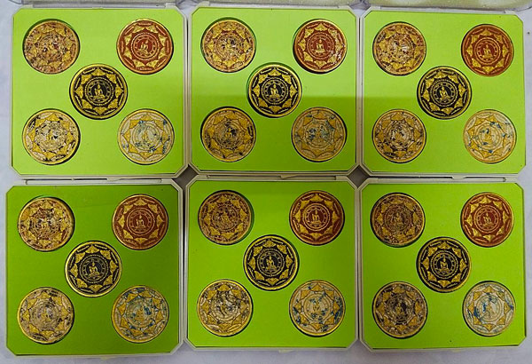 วัดใจ 300.-!!! 6 ชุด รวม 30 องค์ จตุคามรามเทพ ชุดกล่องกรรมการ รุ่น มงคลแผ่นดิน 50 ขนาด 5 CM. หายาก