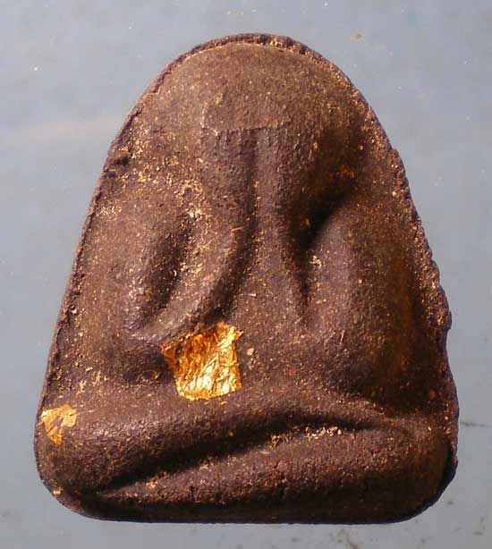 ปิดตา หลังแบบ สายวัดเครือวัลย์