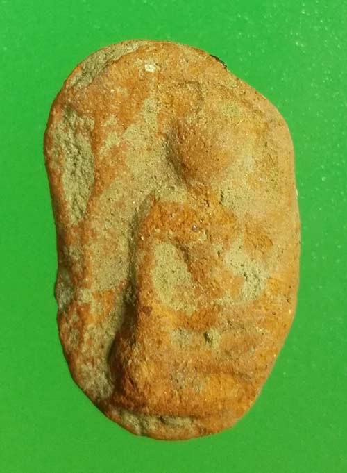 พระลูกกำแพง กรุเตาทุเรียง สุโขทัย เนื้อจัดๆ