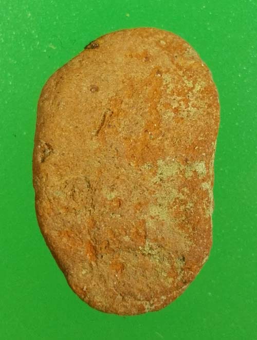 พระลูกกำแพง กรุเตาทุเรียง สุโขทัย เนื้อจัดๆ