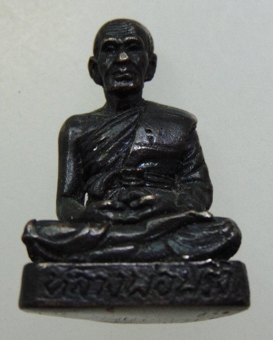 ๒๐ รูปหล่อหลวงพ่อพริ้ง สุวัฑฒโน