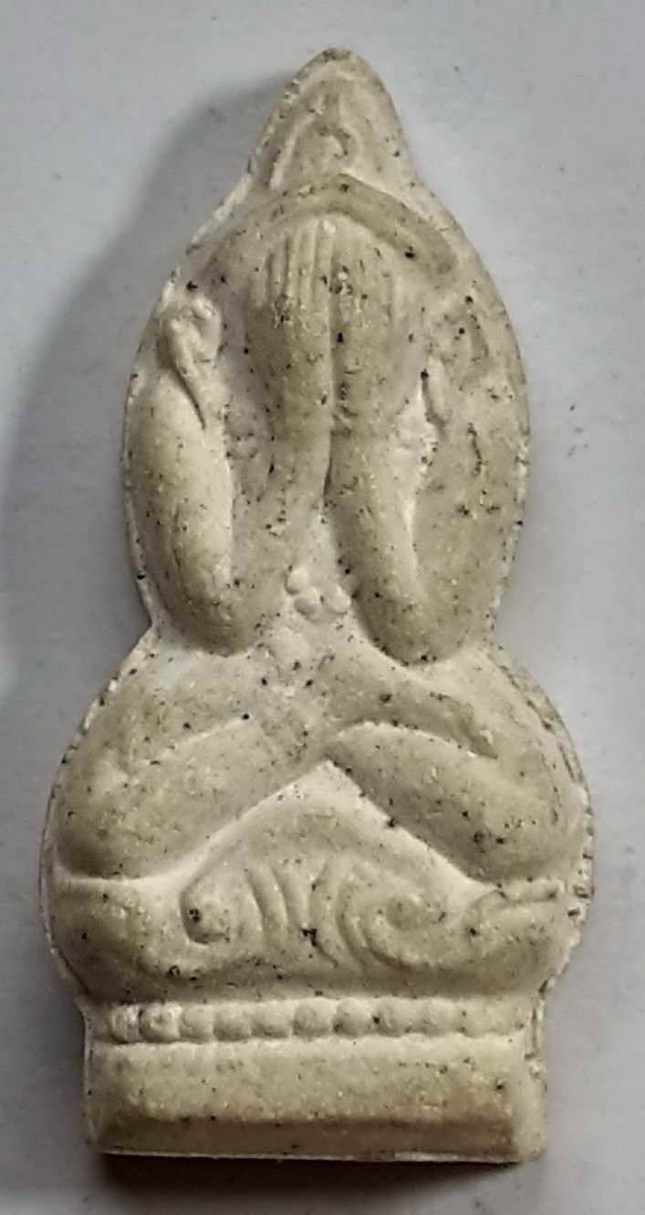 30 บาท พระปิดตา รูปทรงแปลกไม่ค่อยพบเจอครับ