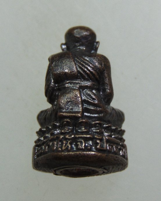 ๒๐ รูปหล่อหลวงปู่ทวด