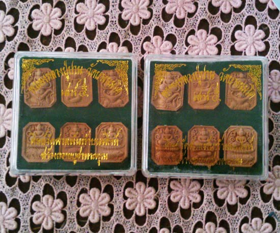 สายหลวงพ่อฤาษีลิงดำ หลวงพ่อปาน  6 พิมพ์ วัดศาลพันท้ายนรสิงห์ ..2 กล่อง