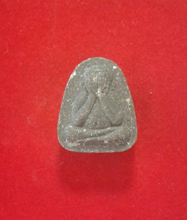 พระปิดตาเล็กหลังตะกรุด ไม่ทราบวัด