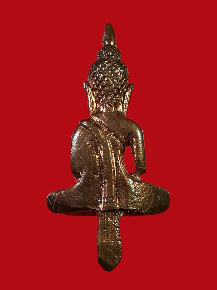 พระยอดธงท่านเจ้าคุณนุ้ย วัดสามแก้ว จ.ชุมพร รุ่นแรก ปี 47 เนื้อทองแดงผิวไฟ แดง ๆ 