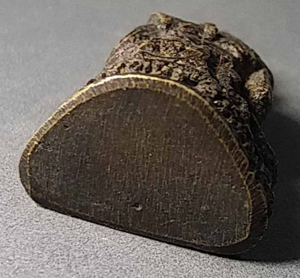 150 แดงครับ  รูปหล่อหลวงพ่อปอย วัดกวางทอง อำเภอบางระกำ  จังหวัดพิษณุโลก  สร้างปี 2547 รุ่นแคล้วคลาดป