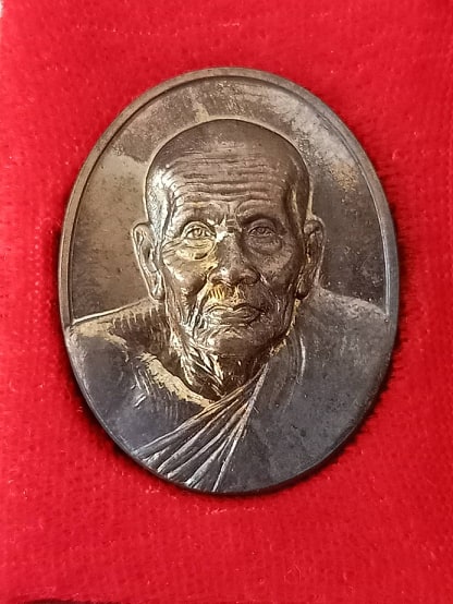 หลวงปู่ทวด วัดช้างให้ 