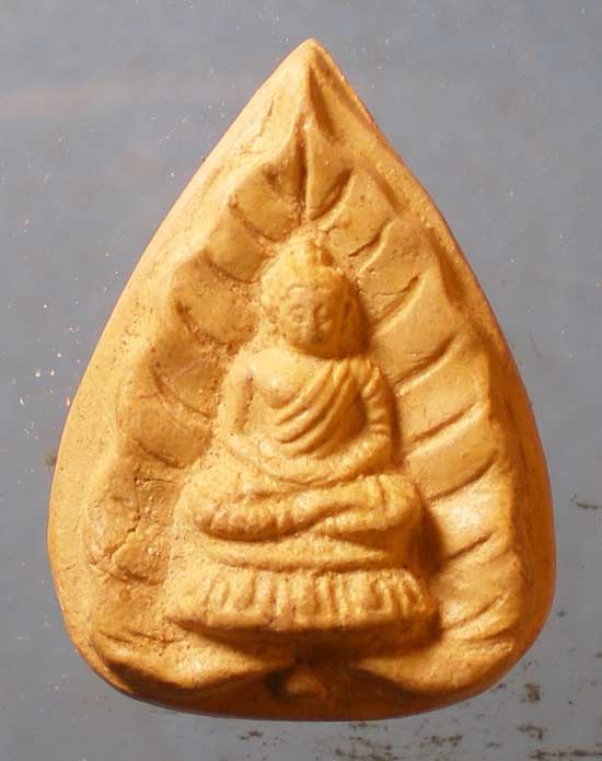 หยดน้ำใบโพธิ์ พุทธคยา ปี19 วัดทุ่งเสรี - หลวงปู่แหวน ปลุกเสกเดี่ยว ณ.วัดมหาธาตุ