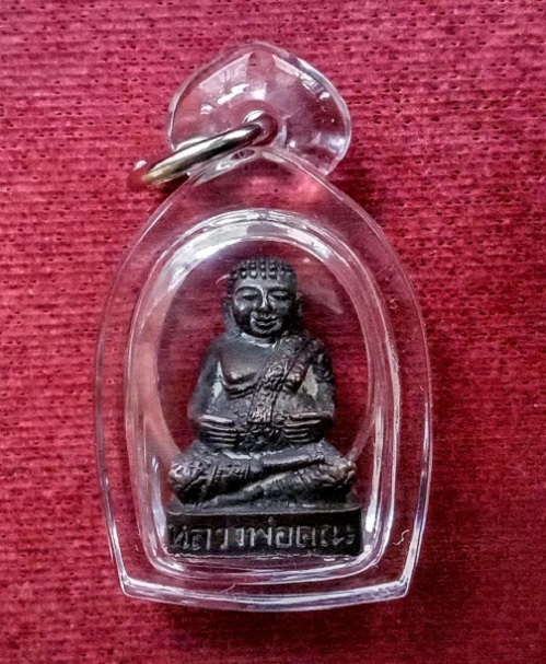 พระสังกัจจายน์ลอยองค์ รุ่น คูณลาภ คูณเงิน คูณทอง หลวงพ่อคูณ ปี36 โค๊ตใต้ฐาน เนื้อทองแดง.เคาะเดียวแดง