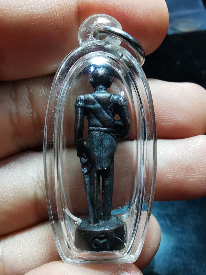 รูปหล่อกรมหลวงชุมพร รุ่นเปิดศาลปากตะโก ปี 19 รุ่นแรก พิมพ์เล็ก องค์ที่ 2