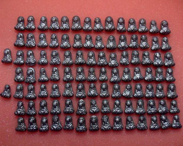 พระปิดตา หลวงปู่เอี่ยม วัดหนัง ออก วัดโคนอน ธนบุรี กรุงเทพม ปี15 เนื้อชินตะกั่ว หลวงปู่โต๊ะปลุกเสก