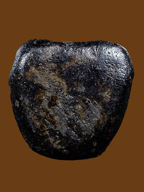 พระปิดตานำโชคเนื้อผงคลุกรัก  สมเด็จพระญาณสังวรฯ วัดบวรนิเวศฯไม่มีกล่อง