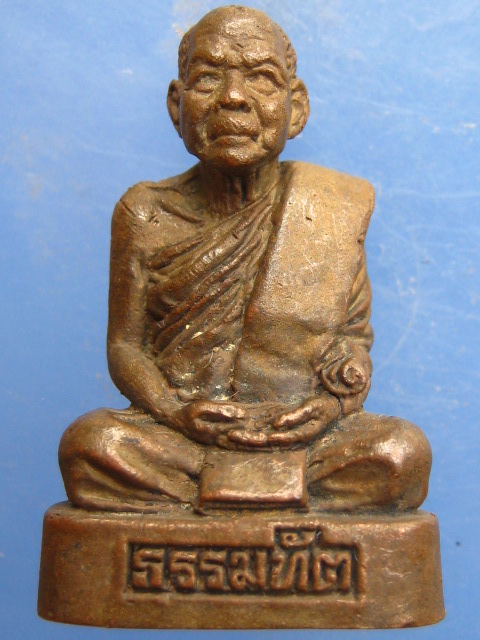 รูปหล่อหลวงพ่อทอง วัดทองธรรมิการาม จ.สมุทรสาคร
