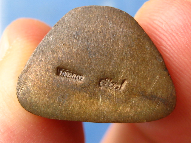 รูปหล่อหลวงพ่อทอง วัดทองธรรมิการาม จ.สมุทรสาคร