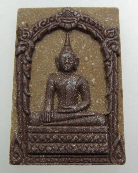 ๒๐ พระพุทธเนื้อผง