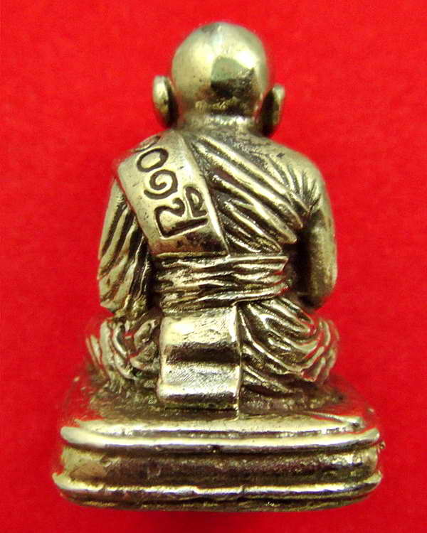 หลวงพ่อทวด พิมพ์เบตง 101 ปี อาจารย์ทิม เนื้ออัลปาก้า บรรจุมวลสารปี 97 กล่องเดิมจากวัด