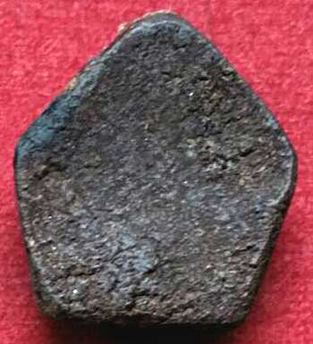 ปิดตาผงว่านยา หรือ ผงคลุกรัก