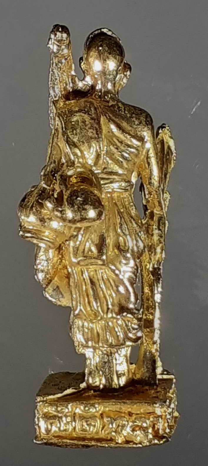 รูปหล่อพระสิวลีไม่ทาบที่