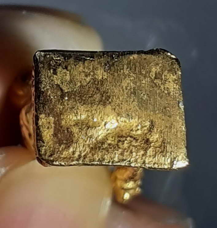 รูปหล่อพระสิวลีไม่ทาบที่