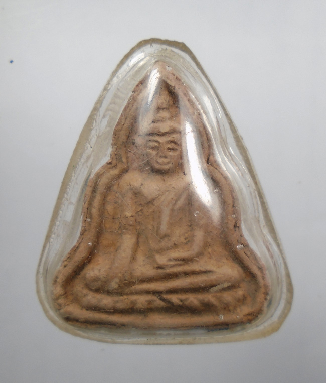 20บาท...พระหลวงพ่อโบสถ์น้อย เนื้อดิน ///5