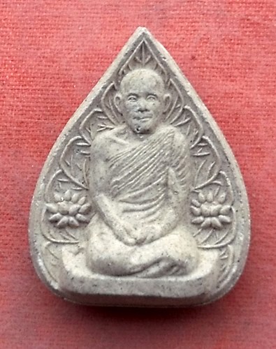 เริ่ม 10 บาท กับ พระเนื้อผง เจ้าคุณนรรัตน์ …Y916