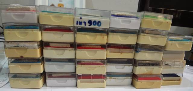 	 สมเด็จวัดเกศไชโยรุ่นประวัติศาสตร์ปี 31 จำนวน 29 องค์ 4800 บาท  สวยๆ นอนกล่องเดิมๆ องค์ละ 200 ครับ 