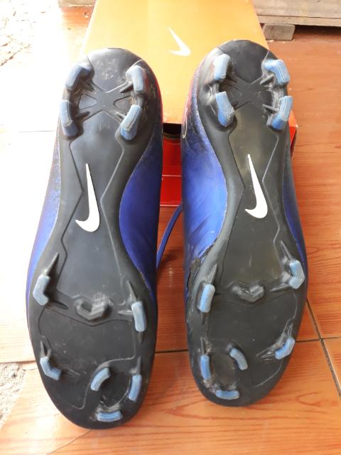 ขาย รองเท้าสตั๊ด nike