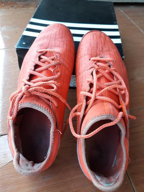 ขาย รองเท้า ฟุตซอล adidas 