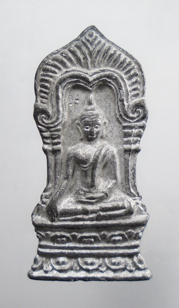เคาะเดียว...พระเนื้อตะกั่ว ด้านหลังตอกโค๊ด ไม่ทราบที่ ///178