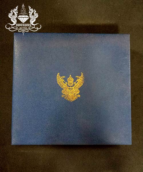 เครื่องราช เนื้อเงินลงยา สตรี พร้อมกล่องเดิม