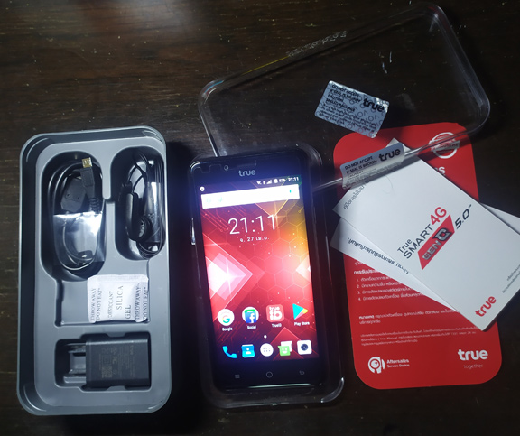 มือถือ TRUE SMART GEN C 5.0 สภาพสวยเทพ ทั้งเครื่องทั้งอุปกรณ์ยังใหม่ๆเลยครับ