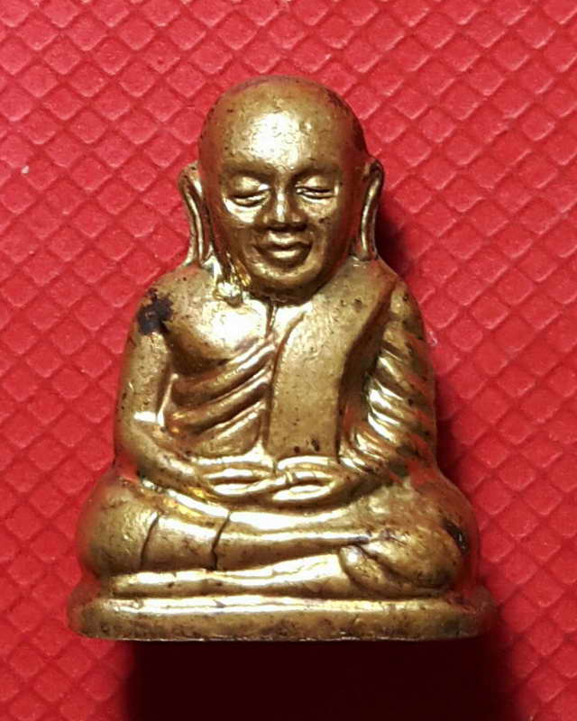 รูปหล่อหลวงเงินวัดบางคลาน ก้นตอกโค๊ต ง.ส. หลัง ว.น.บ