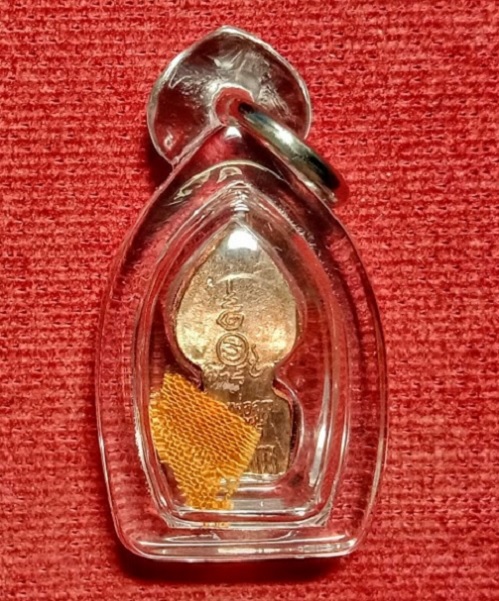 พระปรกมะขาม เนื้อนวะ เสาร์5 คูณพันล้าน +จีวร หลวงพ่อคูณ วัดบ้านไร่ ปี37...เคาะเดียวแดง...