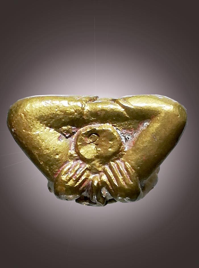 พระปิดตาโยงก้นทองผสมหลวงพ่ออุ้นวัดตาลกงปี44