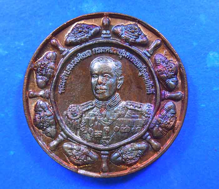 กรมหลวงรุ่นจ้าวทะเลไทย ผิวรุ้งๆ เคาะเดียว