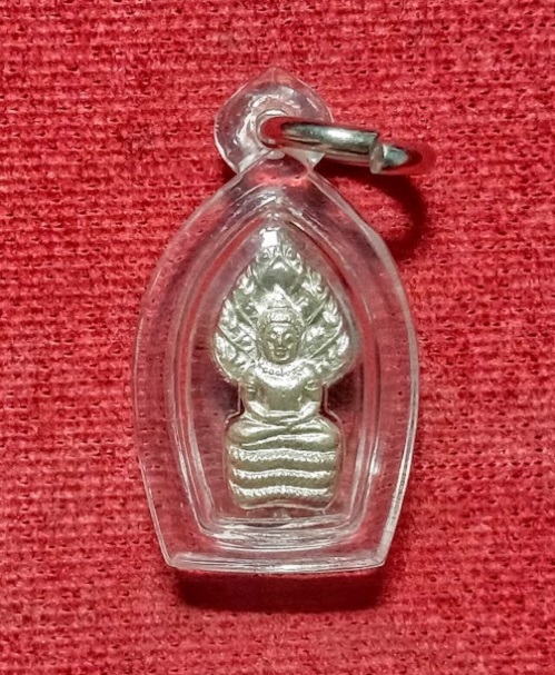 พระปรกมะขาม เนื้อเงิน เสาร์5 คูณพันล้าน หลวงพ่อคูณ ปริสุทโธ วัดบ้านไร่ ปี37...เคาะเดียวแดง... 