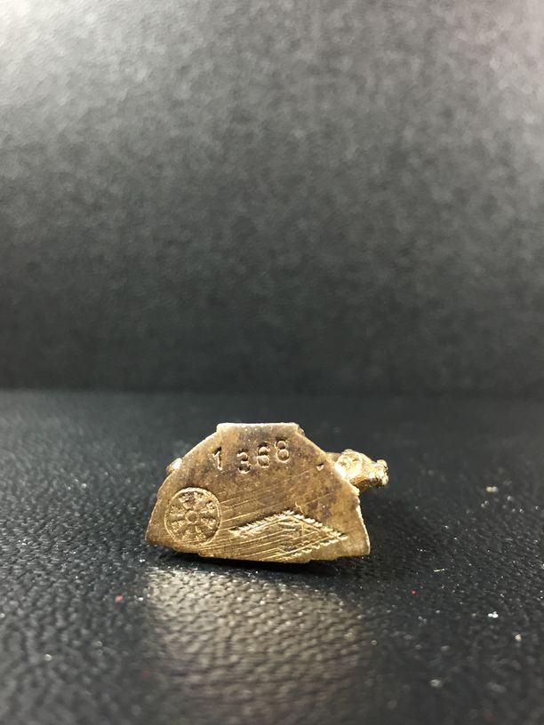 พระพุทธชินราช รุ่นปิดทอง เนื้อนวะ 