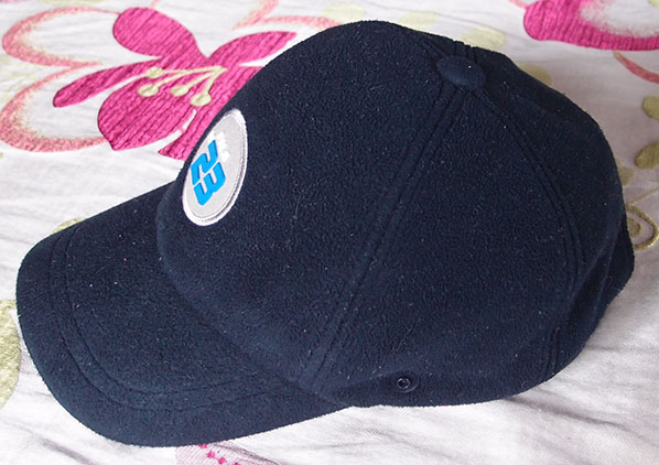 หมวก FILA ของแท้ สีน้ำเงิน ผ้าเนื้อพิเศษ พร้อมโลโก้กลมใหญ่ด้านหน้า