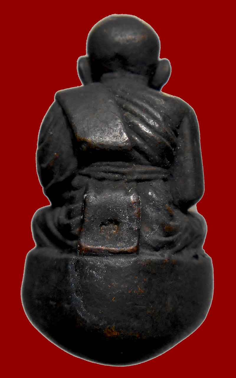 หลวงปู่ทวด เบ้าทุบ สมเด็จญาณสังวรฯ วัดบวรฯ พร้อมกล่องเดิม เคาะเดียว