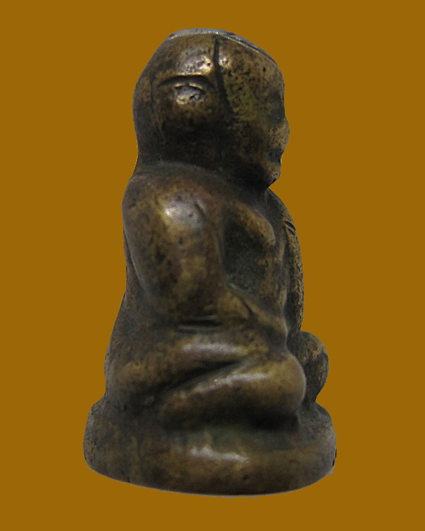 หลวงพ่อเงิน วัดห้วยเขน จ.พิจิตร "พิมพ์แขนบั้ง" 