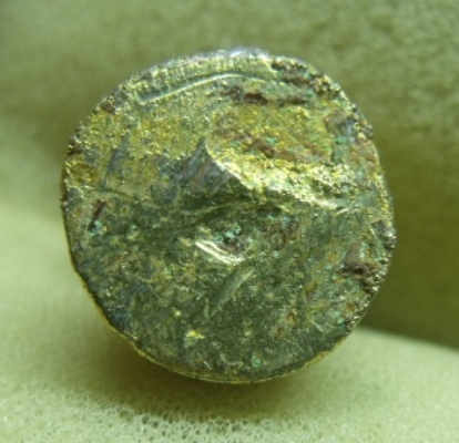 **วัดใจ**รูปเหมือนเอกลักษณ์นั่งยอง หลวงพ่อคูณ วัดบ้านไร่**กะไหล่ทอง สวยๆ เชิญชมครับ