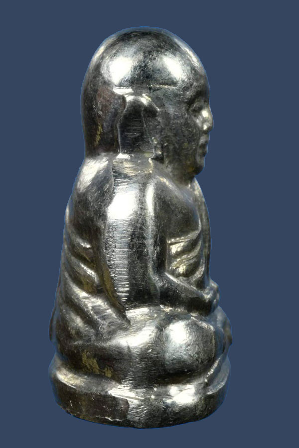 ปี 2515 พระปั๊มรูปเหมือนอุดกริ่ง หลวงพ่อเงิน วัดบางคลาน เนื้ออัลปาก้า พิมพ์คอแอล