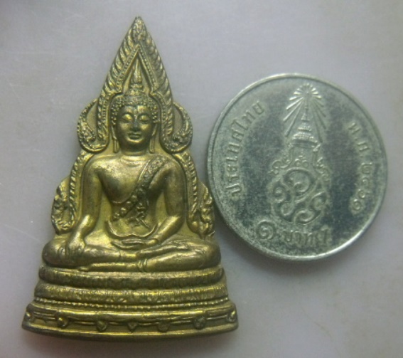 **วัดใจ**เหรียญพระพุทธชินราช รุ่นแรก วัดเกาะเสือ จ.สงขลา ปี ๒๕๑๒**ลพ.เงิน และเกจิภาคใต้ร่วมปลุกเสก