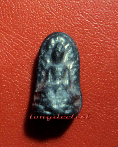 พระรอด วัดโคนอน หลวงปู่โต๊ะ วัดประดู่ฉิมพลีปลุกเสก ปี 2515 ค่ะ