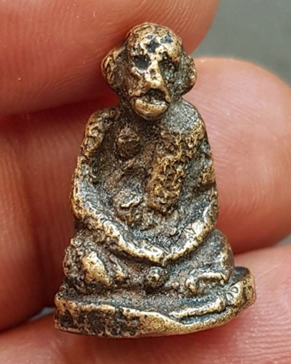 รูปหล่อหน้าลิงเล็ก หลวงพ่อเขียน ออกวัดวังตะกู จ.พิจิตร