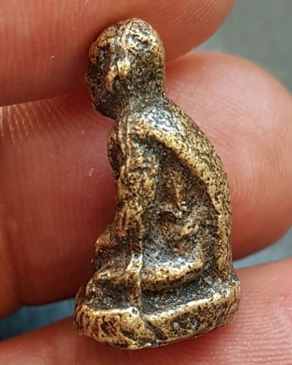 รูปหล่อหน้าลิงเล็ก หลวงพ่อเขียน ออกวัดวังตะกู จ.พิจิตร